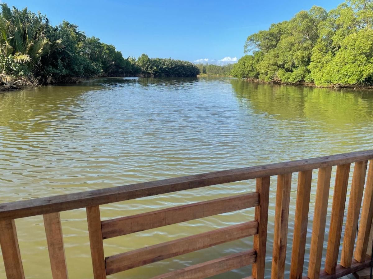 Qimmy Riverside Floating Cabin Kuala Terengganu Luaran gambar