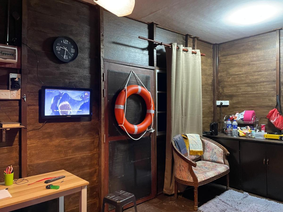 Qimmy Riverside Floating Cabin Kuala Terengganu Luaran gambar